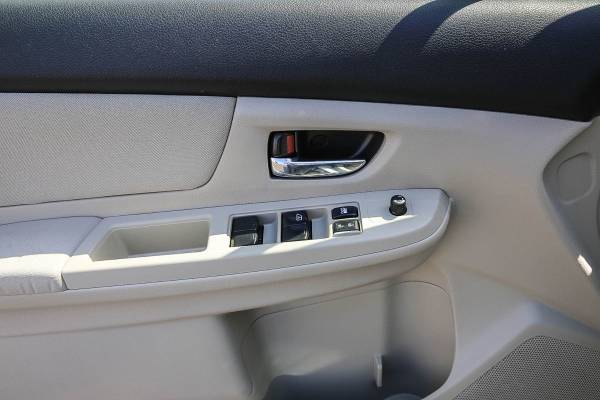 2013 Subaru XV Crosstrek Premium hatchback Satin White Pearl - cars for sale in Sacramento , CA – photo 17
