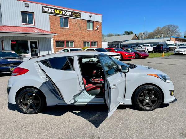 Check Out This Spotless 2014 Hyundai Veloster with 77, 422 for sale in South Windsor, CT – photo 6