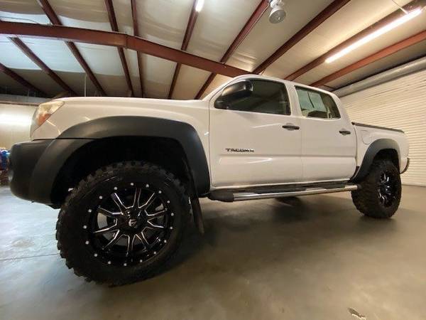 2009 Toyota Tacoma Crew 4x4 IN HOUSE FINANCE - FREE SHIPPING - cars... for sale in DAWSONVILLE, GA – photo 9