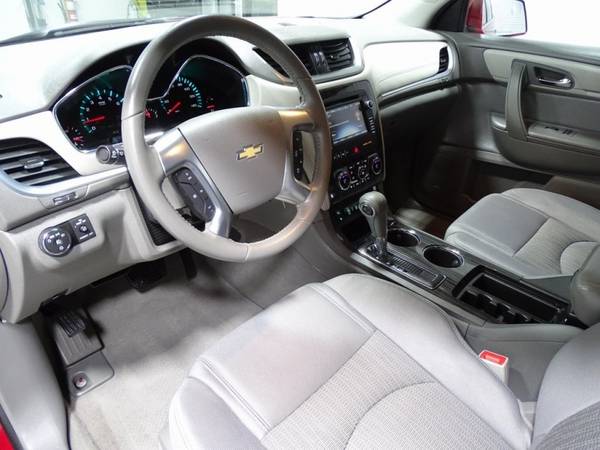 2014 Chevrolet Traverse 2LT !!Bad Credit, No Credit? NO PROBLEM!! -... for sale in WAUKEGAN, WI – photo 11