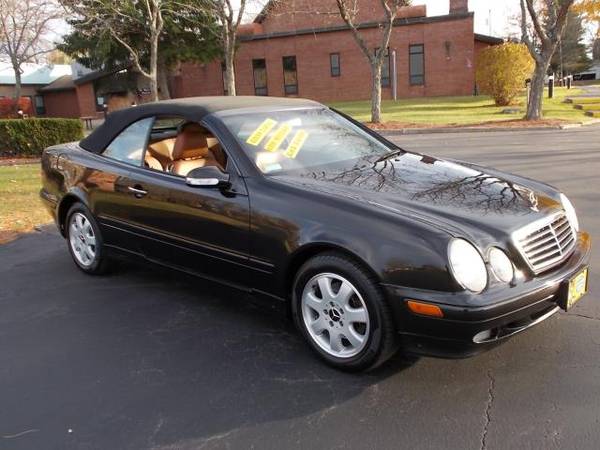 2000 Mercedes-Benz CLK-Class 2dr Cabriolet 3.2L - cars & trucks - by... for sale in Cohoes, VT – photo 2