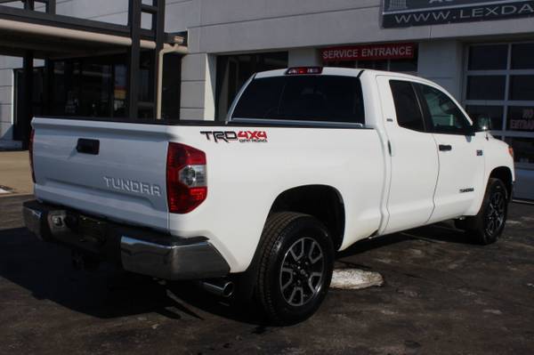 2014 Toyota Tundra ONE OWNER TRD OFF ROAD SR5 WHI - cars & for sale in milwaukee, WI – photo 3
