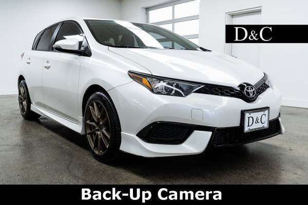 2017 Toyota Corolla iM Back-Up Camera Hatchback - cars & trucks - by... for sale in Milwaukie, OR