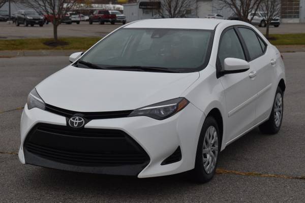 2018 TOYOTA COROLLA LE ***23K MILES ONLY*** - cars & trucks - by... for sale in Omaha, IA – photo 6