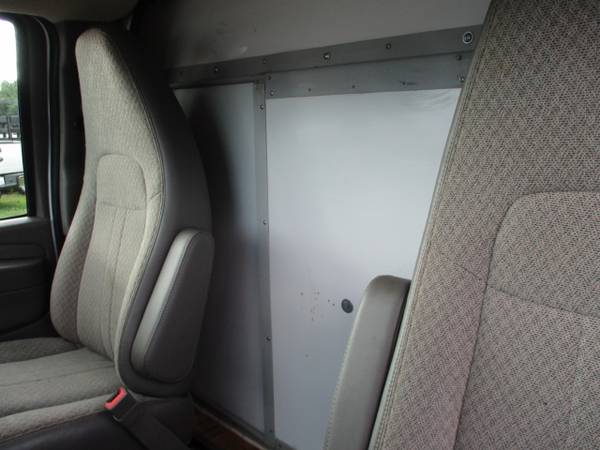 2015 Chevrolet Express G3500 139WB UTILITY BOX TRUCK 12 FOOT SUPREME for sale in South Amboy, DE – photo 12