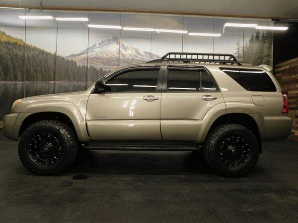 2009 Toyota 4Runner SR5 4X4/V6/Navi/LIFTED w/WHEELS TIRES 4x4 for sale in Gladstone, OR – photo 3