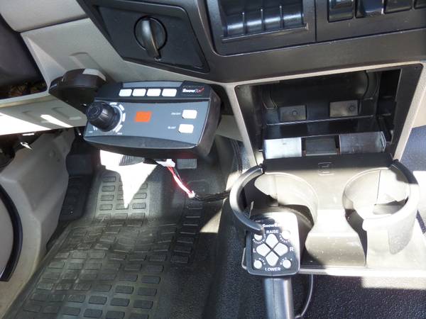 2009 Ford F250 Super Duty Regular Cab XL Pickup 2D 8ft! for sale in DeSoto, ND – photo 23