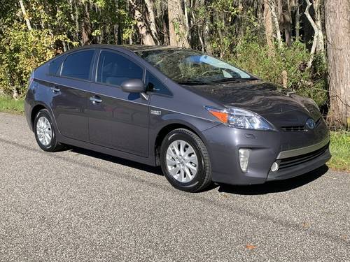 TOYOTA PRIUS HYBRID - cars & trucks - by dealer - vehicle automotive... for sale in Lutz, FL – photo 13