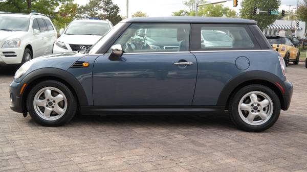 2011 MINI Cooper SPORT ** FOR SALE ** By CARSKC.COM - cars & trucks... for sale in Overland Park, MO – photo 9