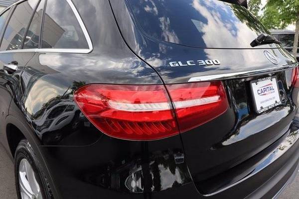2018 Mercedes-Benz GLC GLC 300 - - by dealer - vehicle for sale in CHANTILLY, District Of Columbia – photo 12