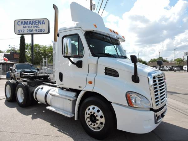 2011 FREIGHTLINER CASCADIA DAYCAB DD13 with for sale in Grand Prairie, TX – photo 21