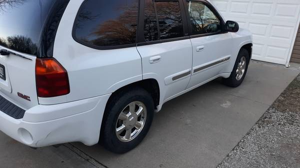 2002 GMC Envoy SLT 4x4 - cars & trucks - by owner - vehicle... for sale in Council Bluffs, NE – photo 5