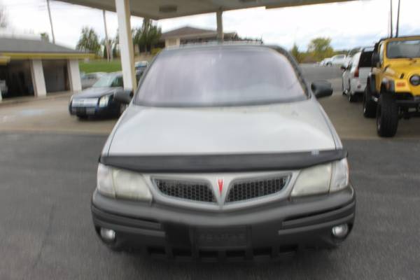 2001 Pontiac Montana - cars & trucks - by dealer - vehicle... for sale in New Castle, OH – photo 2