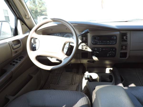 2003 Dodge Durango SXT 4D 2WD for sale in Newport News, VA – photo 3