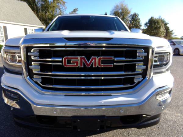IMMACULATE ONE OWNER 2017 GMC Sierra SLT Z-71 - cars & trucks - by... for sale in Hayes, VA – photo 7