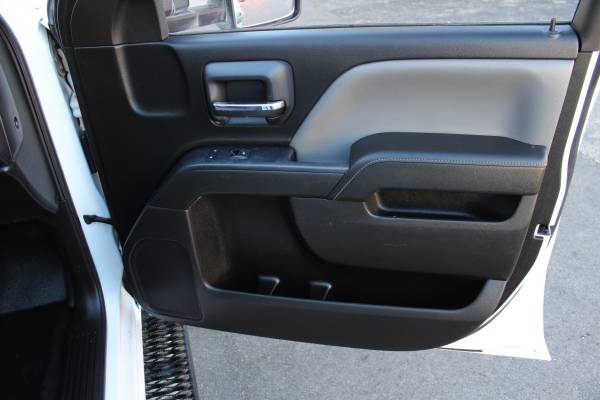 2015 Chevrolet Silverado 2500HD Double Cab 4x4*Rust Free*$349 Per... for sale in Fitchburg, WI – photo 20