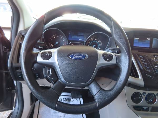 2014 Ford Focus 4dr Sdn SE / CLEAN ARIZONA CARFAX /... for sale in Tucson, AZ – photo 12