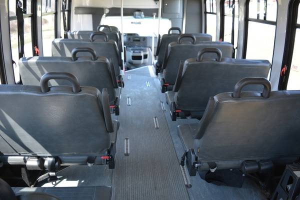 2012 Ford E-450 22 Passenger Paratransit Shuttle Bus for sale in Crystal Lake, OH – photo 19