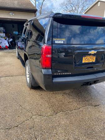 2015 Chevy Suburbun LT - cars & trucks - by owner - vehicle... for sale in Ronkonkoma, NY – photo 8