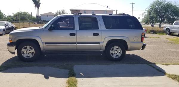 2004 Chevrolet suburban for sale in Mission, TX – photo 2