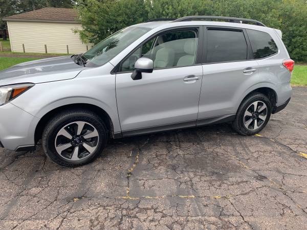 2018 Subaru Forester 2.5i premium with 16k miles loaded with eye site for sale in Duluth, MN – photo 3