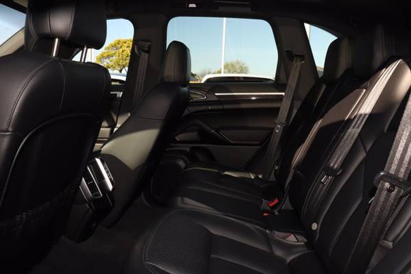 2016 Porsche Cayenne AWD All Wheel Drive SKU: GKA15089 - cars & for sale in Newport Beach, CA – photo 20
