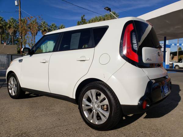 ** 2016 KIA SOUL ** GAS SAVER!! - cars & trucks - by dealer -... for sale in Red Bluff, CA – photo 7