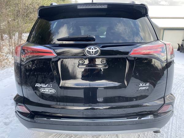 2018 Toyota Rav4 XLE AWD - - by dealer - vehicle for sale in Craftsbury, VT – photo 15