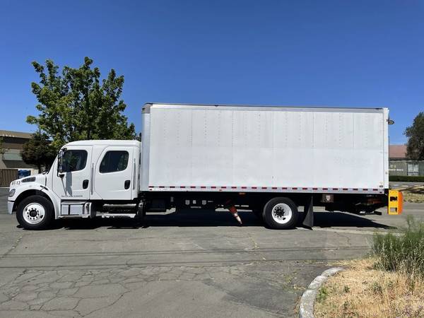 2016 Freightliner M2 106 - - by dealer - vehicle for sale in Fairfield, CA – photo 2