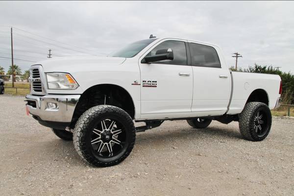 2015 RAM 2500 SLT 4X4*CUMMINS*LIFTED*NAV*BACK UP CAMERA*NITTO*XD... for sale in Liberty Hill, IN – photo 3