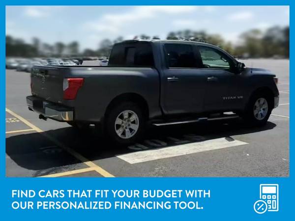 2019 Nissan Titan Crew Cab SV Pickup 4D 5 1/2 ft pickup Gray for sale in STATEN ISLAND, NY – photo 4