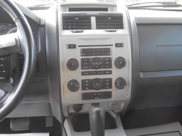 2011 FORD ESCAPE XLT $1595 DOWN + T & T for sale in York New Salem, PA – photo 13