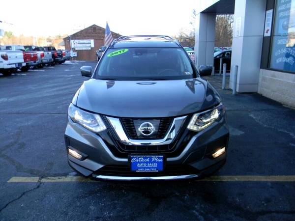 2017 Nissan Rogue SV AWD FULLY LOADED MID-SIZE 4 CYL SUV - cars & for sale in Plaistow, MA – photo 3