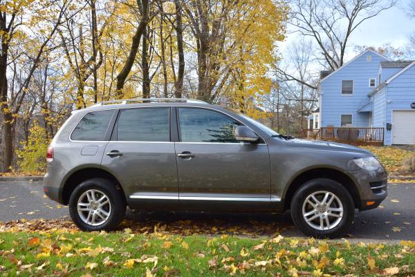 Car Sale_VW TOUAREG - cars & trucks - by owner - vehicle automotive... for sale in Piscataway, NJ – photo 3