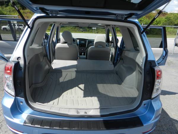 ***2011 SUBARU FORESTER 2.5 X PREMIUM**CARFAX 1-OWNER*MUST... for sale in Greenville, SC – photo 21