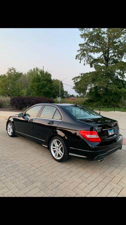 2014 MERCEDES C300 - cars & trucks - by owner - vehicle automotive... for sale in Aurora, IL – photo 4
