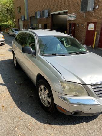 2006 Chrysler Pacifica Touring SUV Silver (Best Offer) for sale in Silver Spring, District Of Columbia – photo 3