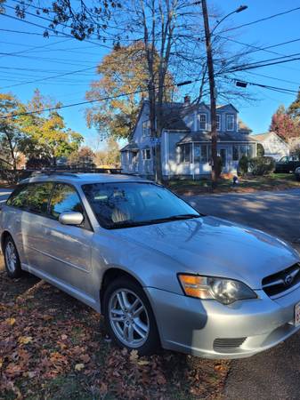 *2005 Subaru legacy - cars & trucks - by owner - vehicle automotive... for sale in Framingham, MA – photo 4