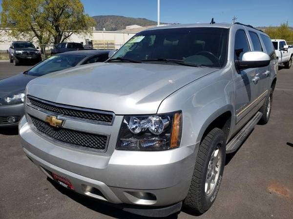 2011 Chevrolet Suburban 4x4 4WD Chevy 4dr 1500 LS SUV - cars & for sale in Klamath Falls, OR – photo 2