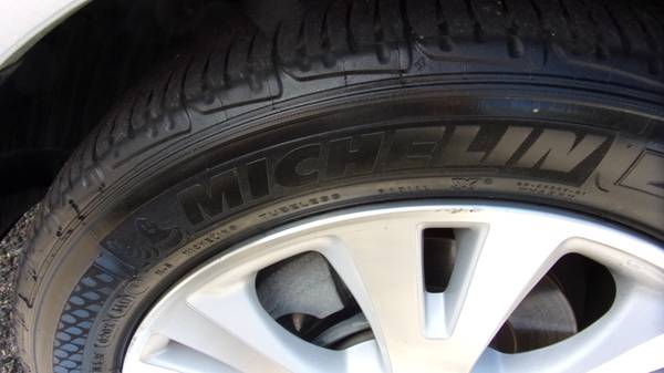 2012 Toyota Avalon Limitedleather moon warranty michelin tires smart for sale in Escondido, CA – photo 19