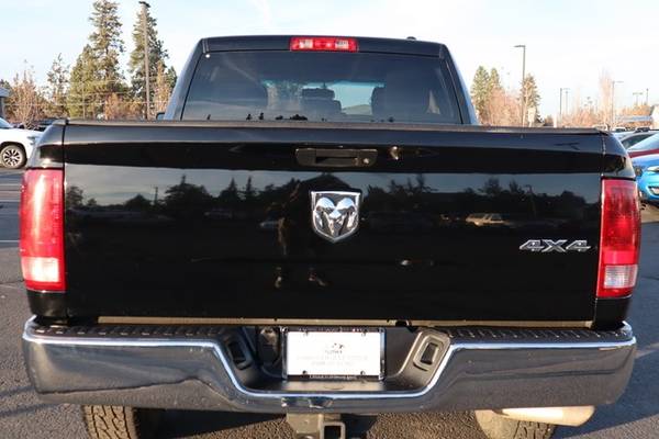 2012 Ram 1500 4x4 Truck Dodge 4WD Quad Cab 140.5 ST Crew Cab - cars... for sale in Bend, OR – photo 6