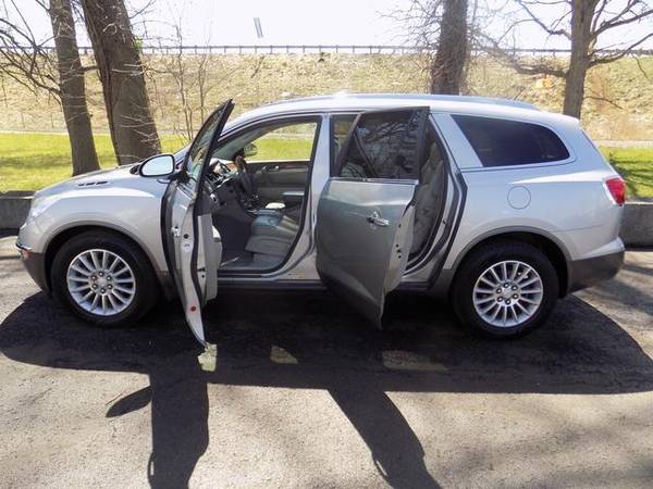 2008 Buick Enclave FWD 4dr CXL - - by dealer - vehicle for sale in Norton, OH – photo 13