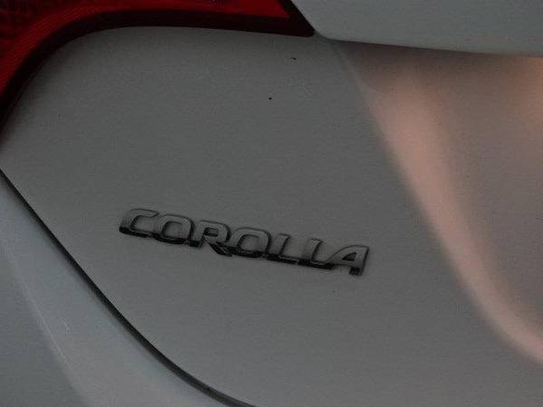 2018 Toyota Corolla sedan LE - WHY BUY NEW? GC CERTIFIE - Super White for sale in Park Ridge, IL – photo 18