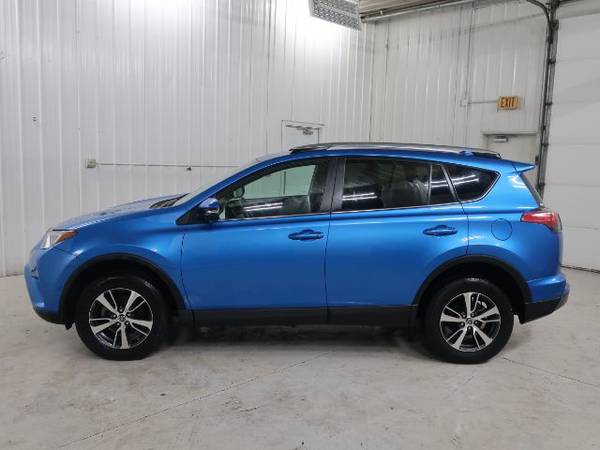 2018 Toyota RAV4 XLE AWD One Owner 34,000 Miles Moon Roof Clean for sale in Caledonia, MI – photo 2