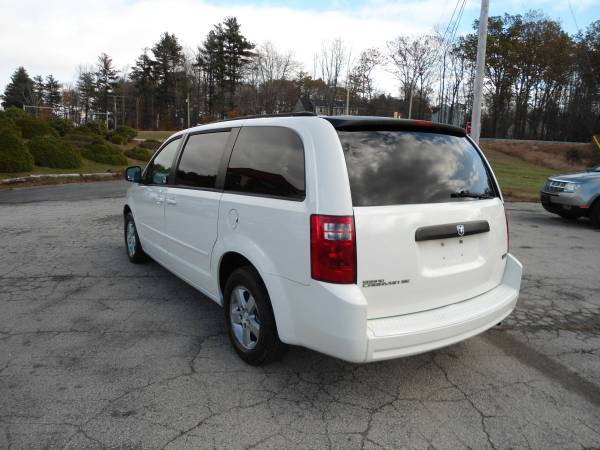 Dodge Grand Caravan Reliable Safe Van Extra Clean **1 Year... for sale in Hampstead, MA – photo 8