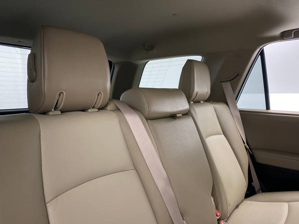 2016 Toyota 4Runner SR5 Premium Sport Utility 4D suv White - FINANCE... for sale in Greenville, SC – photo 18