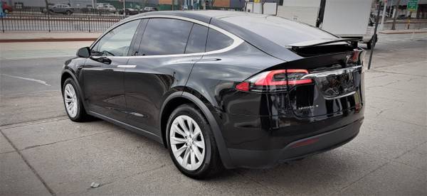 2018 Tesla Model X 75D AWD - - by dealer - vehicle for sale in elmhurst, NY – photo 19