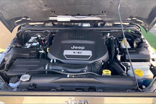 2017 Jeep Wrangler Unlimited 4x4 4WD Sahara SUV - - by for sale in Bend, OR – photo 9