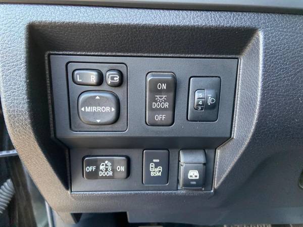2014 Toyota Tundra Platinum 4x4 4dr CrewMax Cab Pickup SB (5.7L V8... for sale in Winter Garden, FL – photo 19