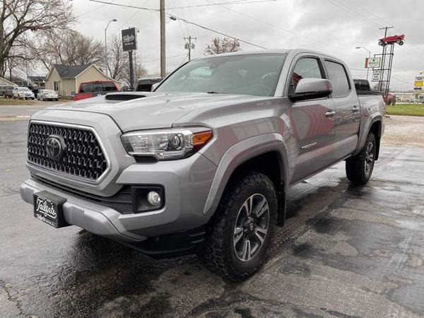 2018 Toyota Tacoma Double Cab TRD Sport Pickup 4D 5 ft Family Owned!... for sale in Fremont, NE – photo 4